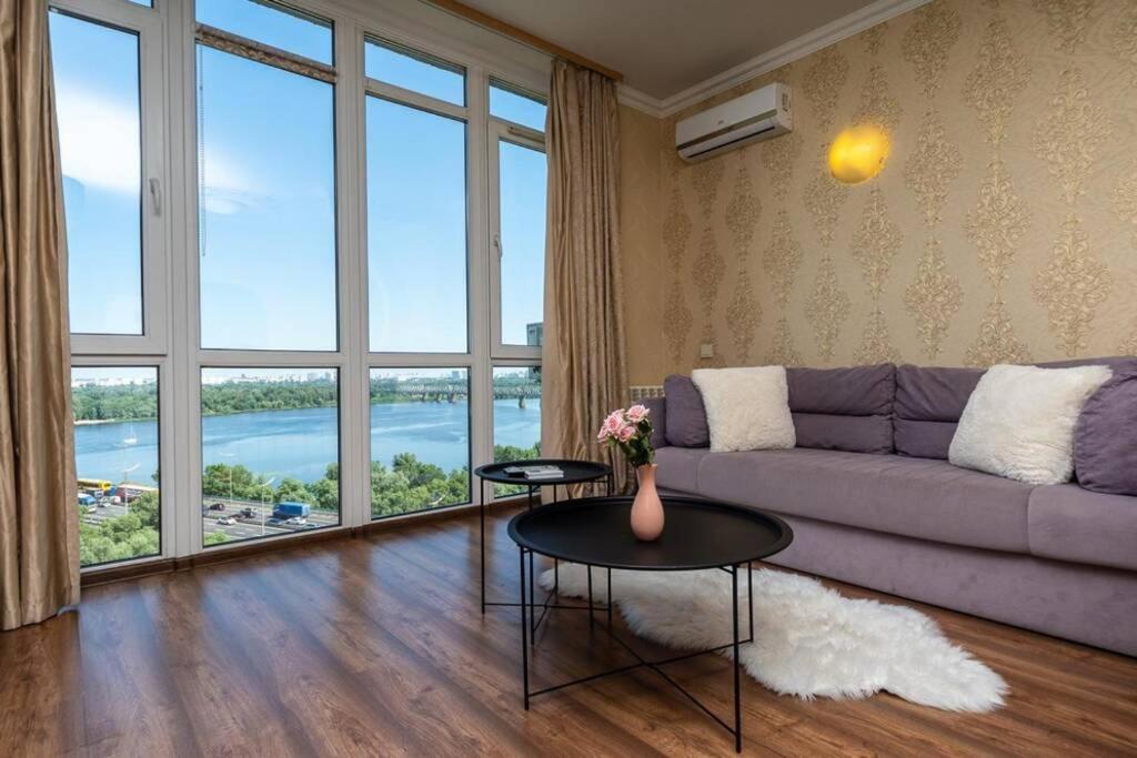 Apartments With Crazy Panoramic View Of The Dniepr Киев Экстерьер фото