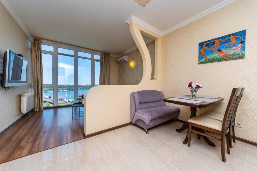 Apartments With Crazy Panoramic View Of The Dniepr Киев Экстерьер фото