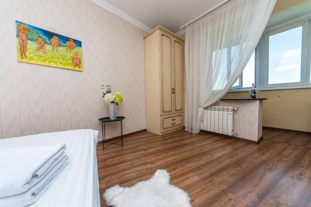 Apartments With Crazy Panoramic View Of The Dniepr Киев Экстерьер фото
